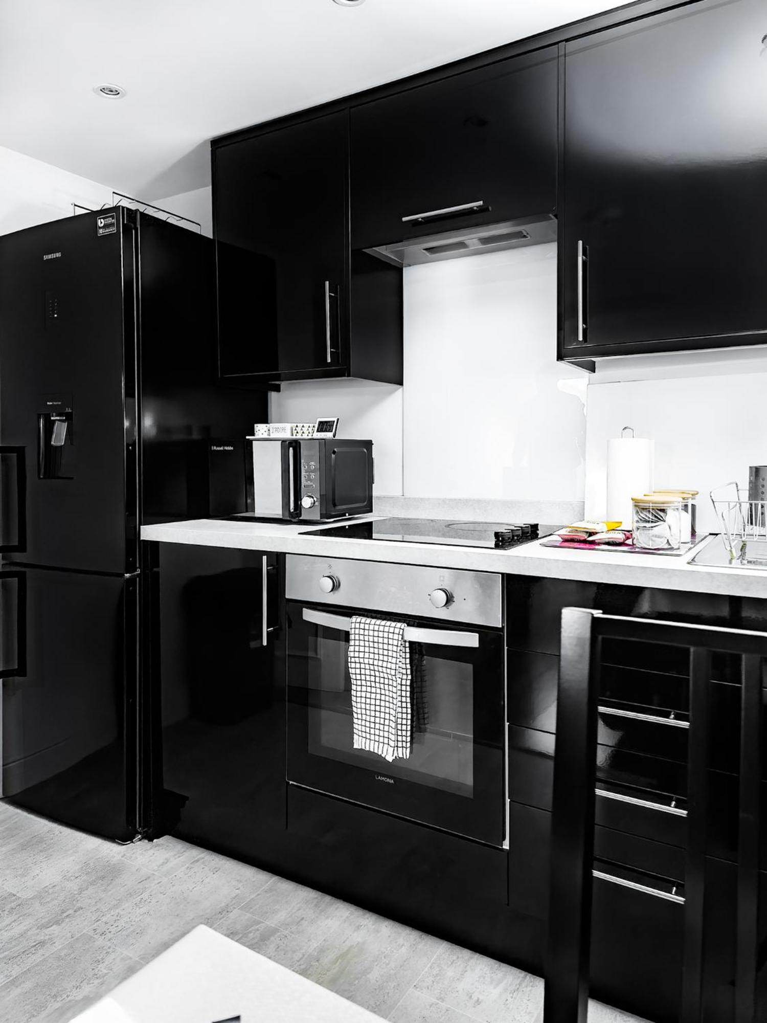 Charming London Home, Opp Arnos Grove Underground Station, Parking New Southgate Exteriér fotografie