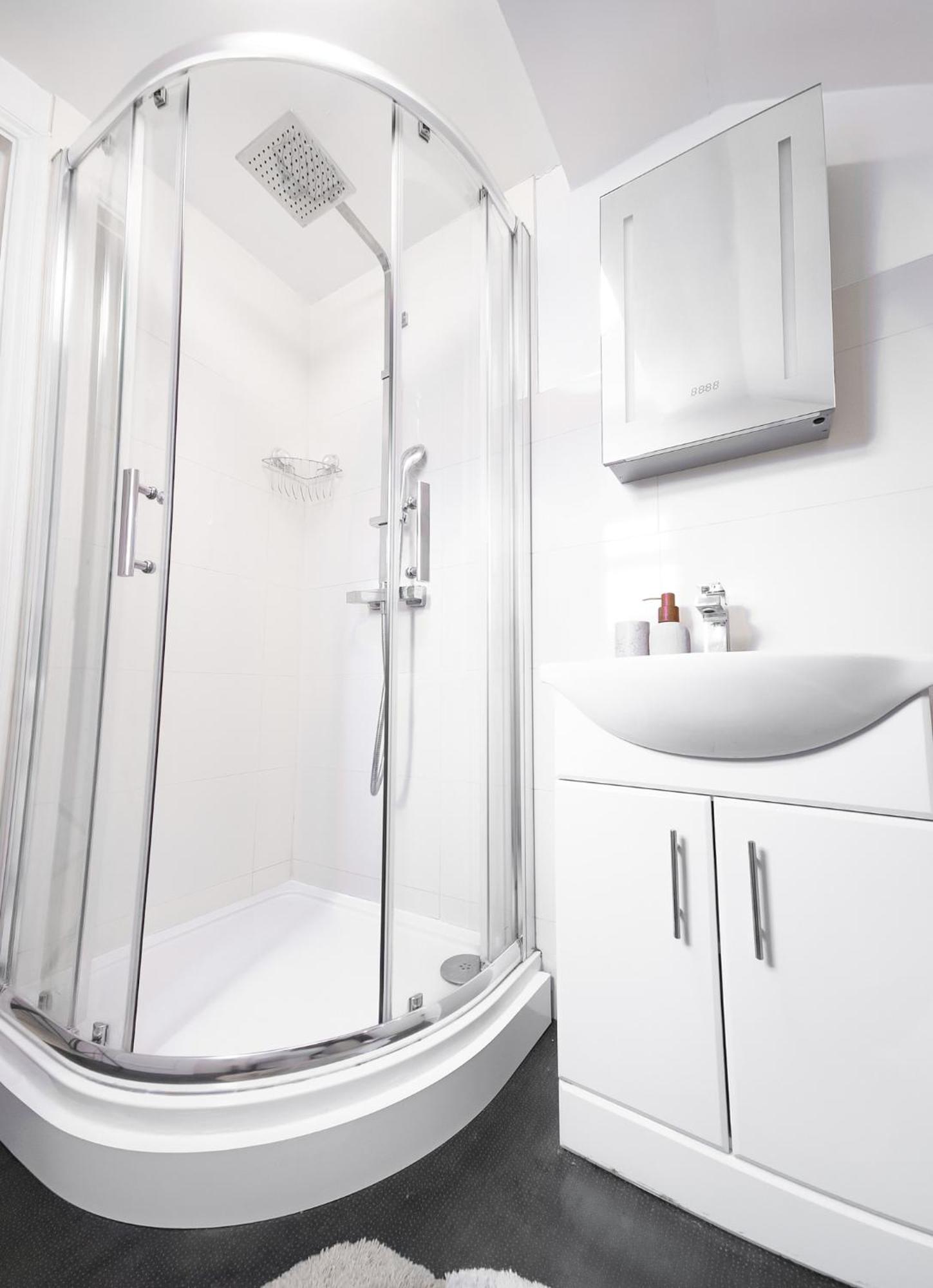 Charming London Home, Opp Arnos Grove Underground Station, Parking New Southgate Exteriér fotografie